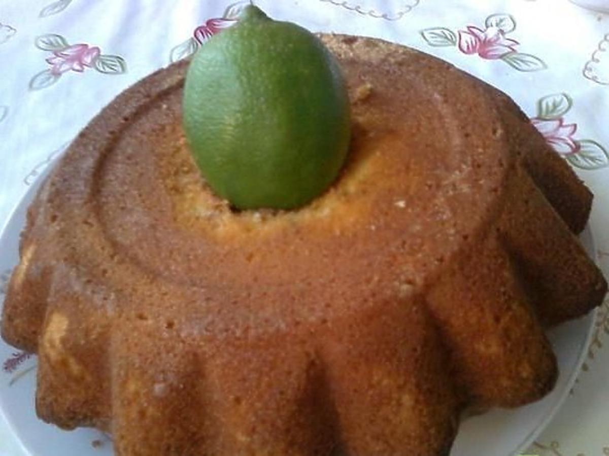 Babka limonkowa to doskonałe ciasto na Wielkanoc. Niebo w gębie