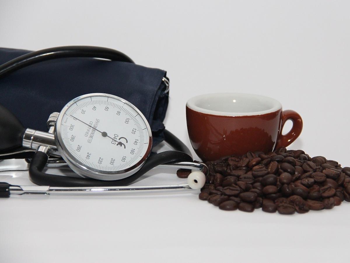 Czy chorując na nadciśnienie można pić kawę? Zaskakujące fakty