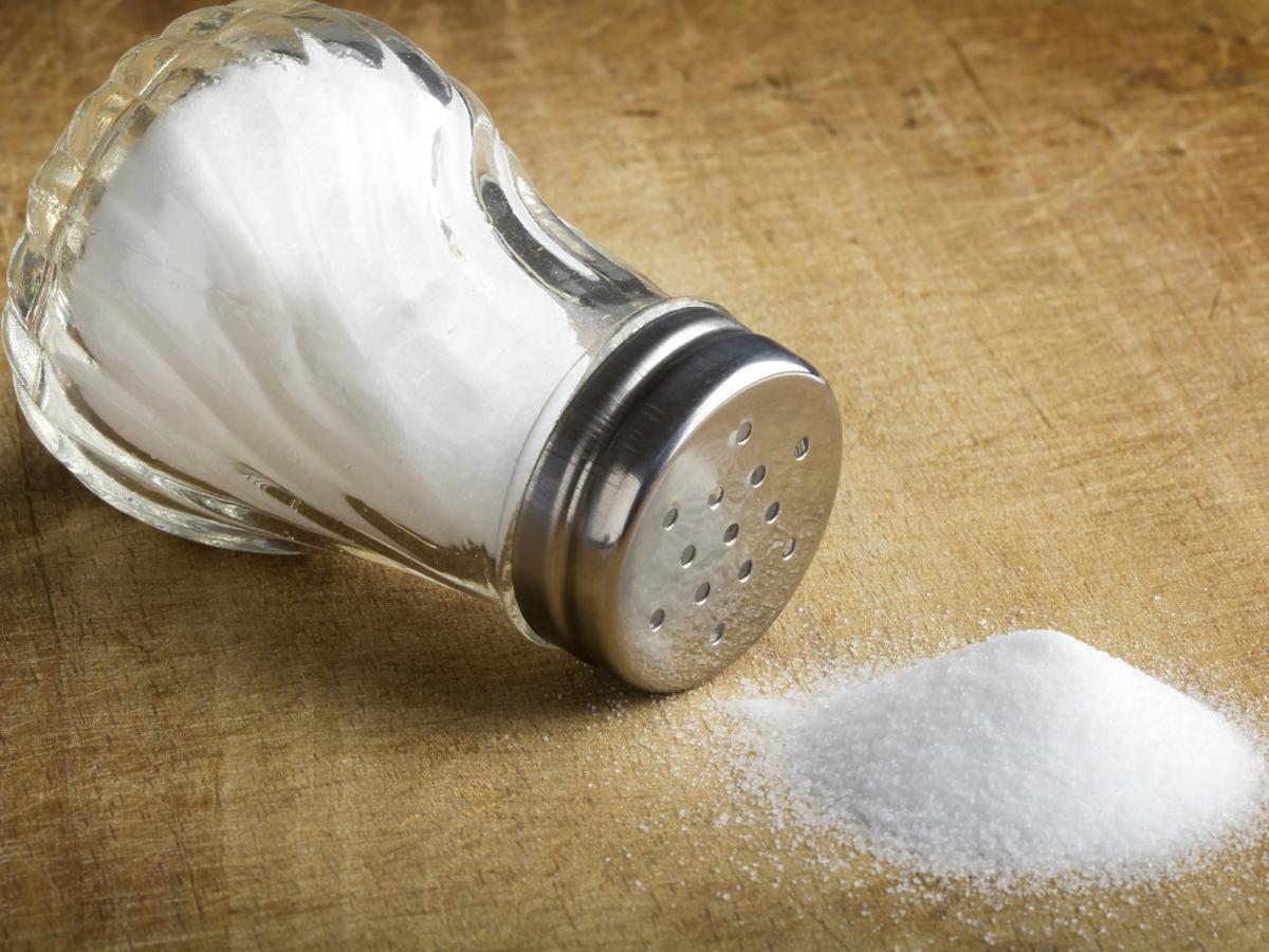 Czym zastąpić sól, gdy musicie ją ograniczać i potrawy nie smakują już tak dobrze?