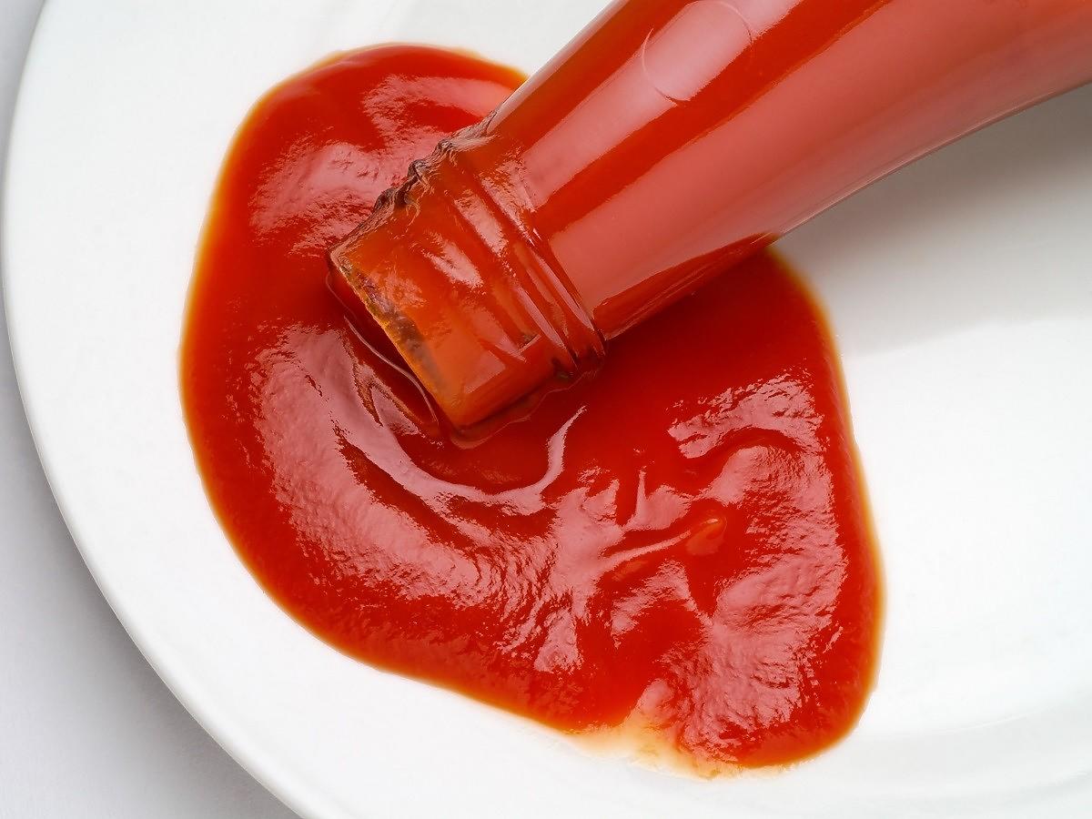 Dlaczego ludzie tak bardzo lubią keczup? Naukowcy znają odpowiedź na to pytanie