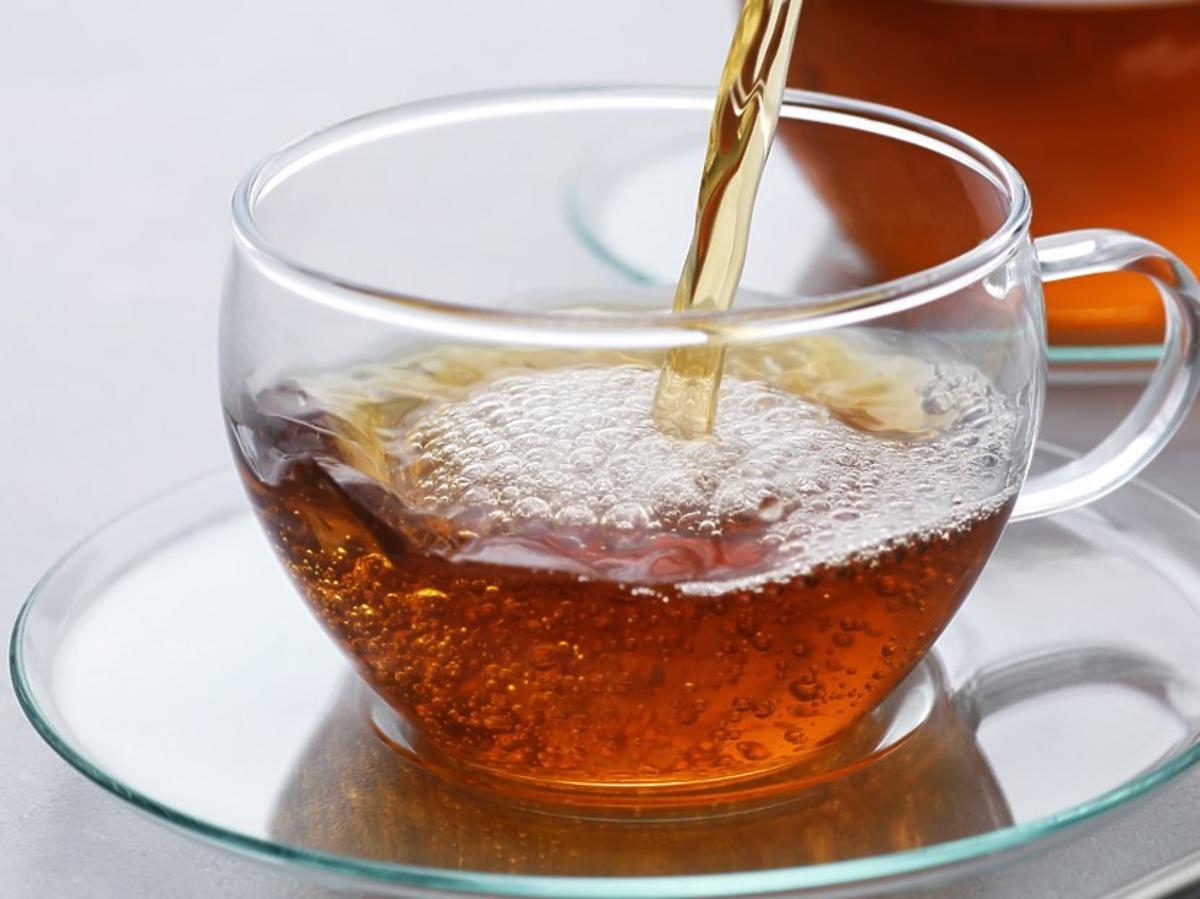Dodajcie tę przyprawę do herbaty, a szybko zgubicie kilogramy. Genialnie odchudza i wzmacnia odporność