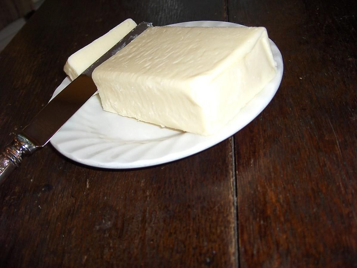 Jak długo można przechowywać masło poza lodówką? Odpowiedź zaskakuje