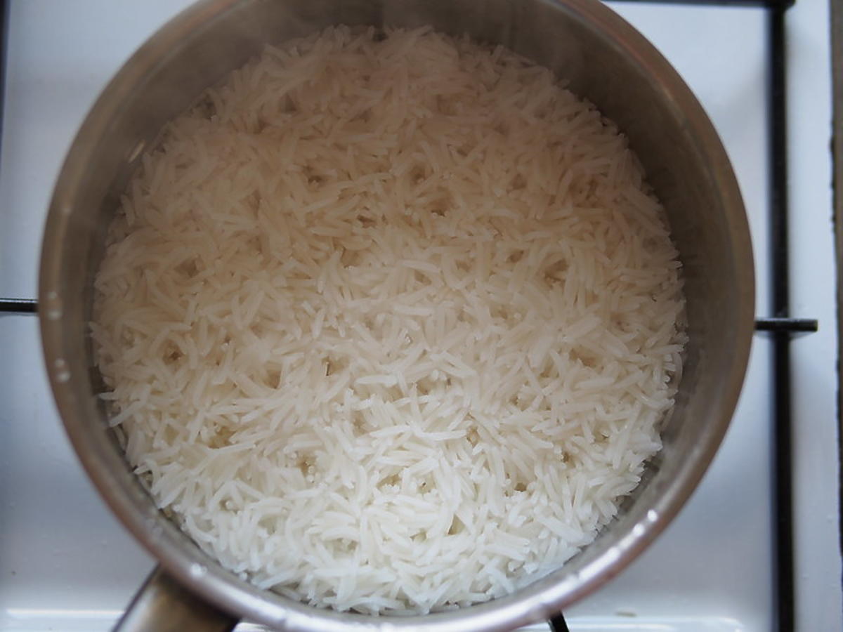 Jak i ile gotować ryż do gołąbków? Powinien być ugotowany czy półtwardy?