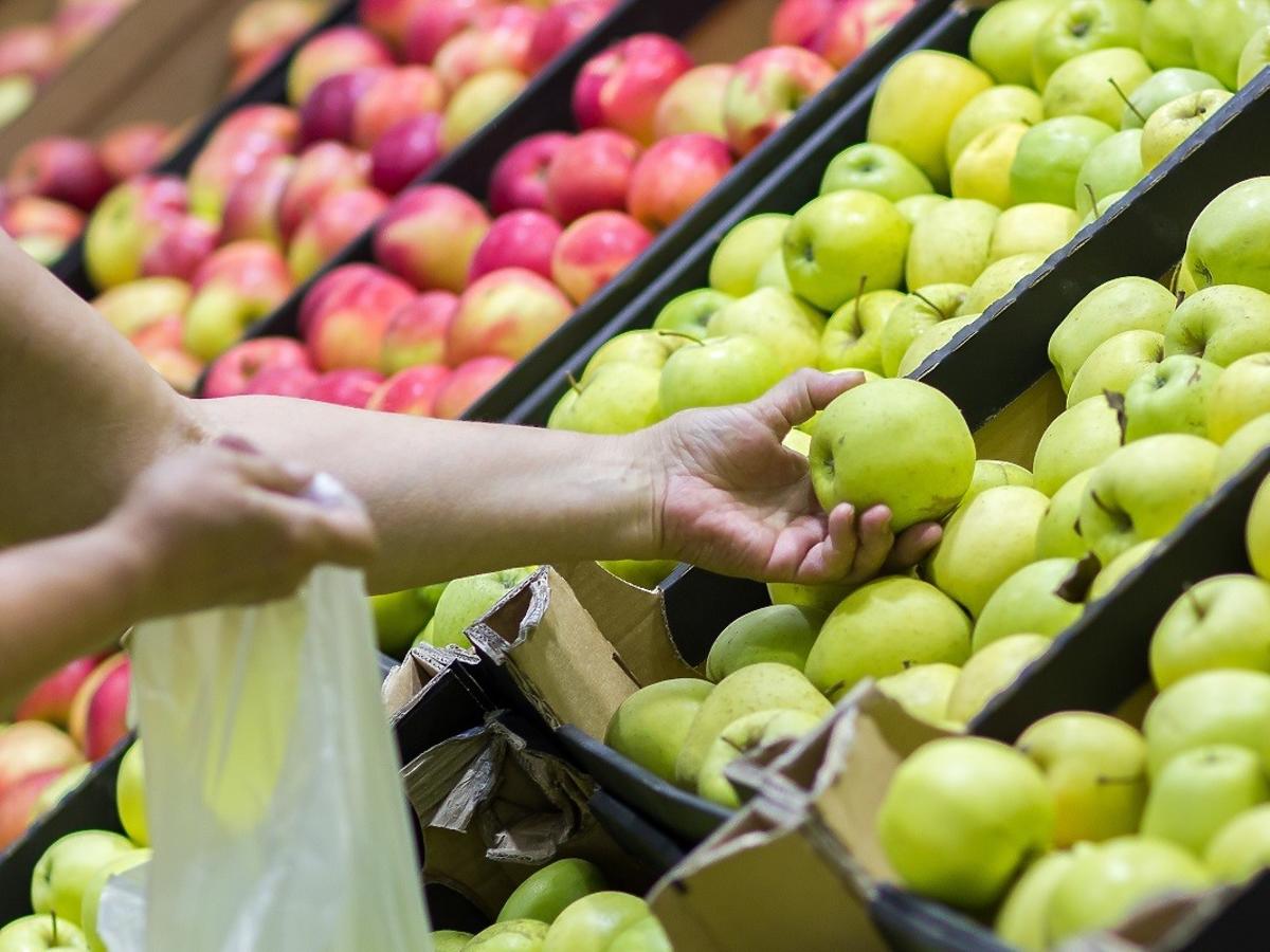 Jak rozpoznać smaczne jabłka po ich kolorze? Ekspert zdradza tajemnicę