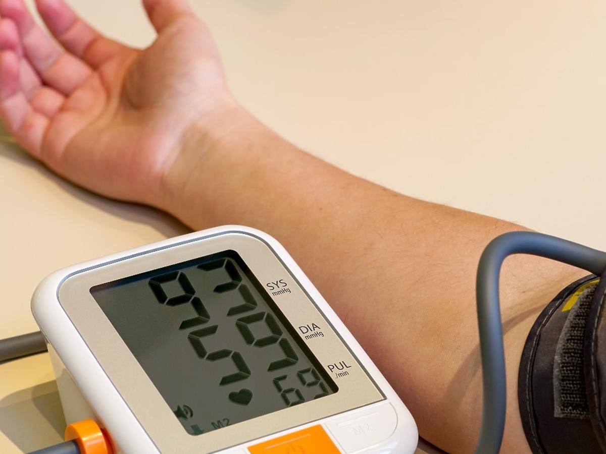 Jaką dietę stosować przy niskim ciśnieniu? Praktyczne rady i wskazówki