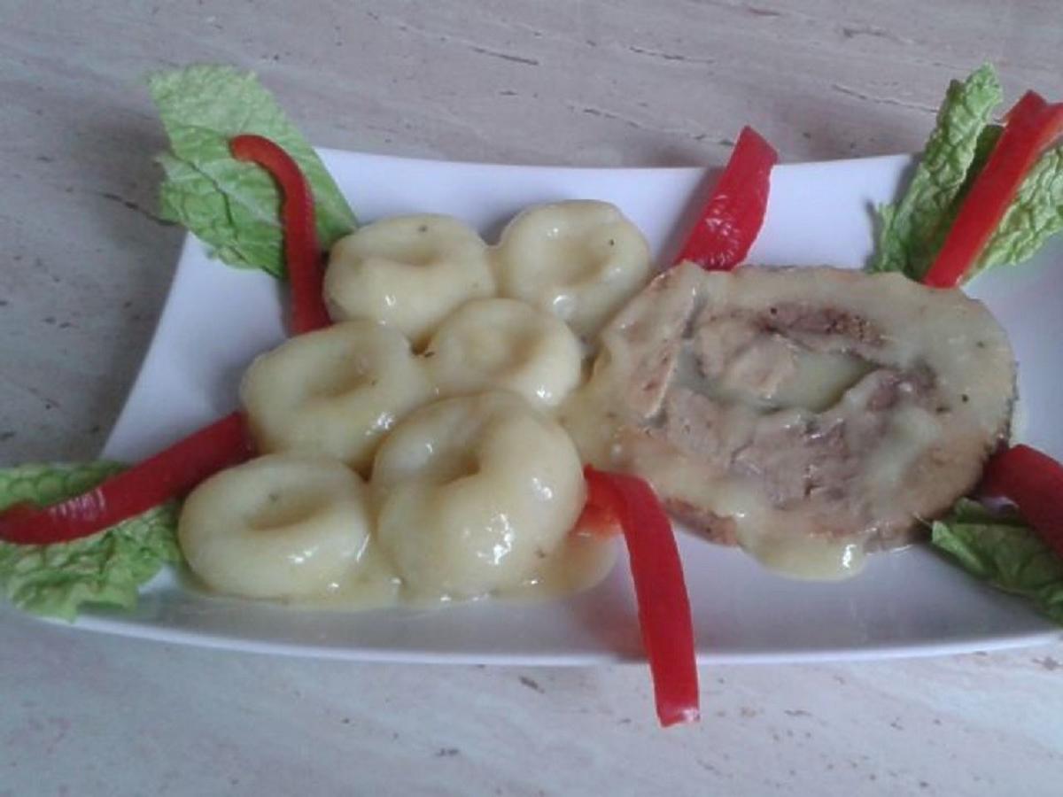 łopatka w sosie chrzanowym