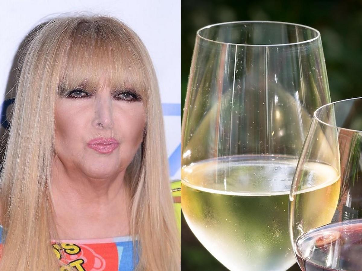 Maryla Rodowicz pokazała, jak pije wino na Instagramie. „Alkohol w taki upał pić to zabójstwo!” - skwitowała fanka