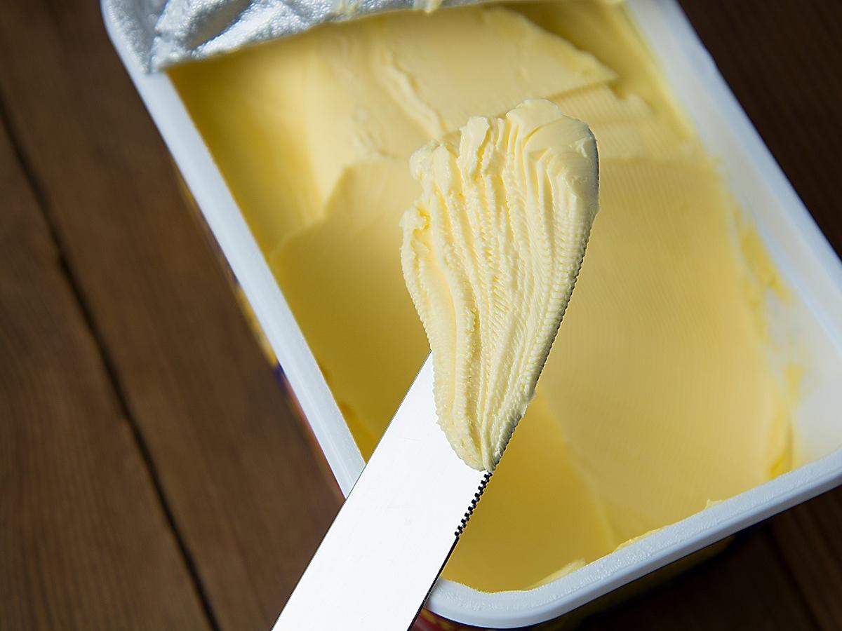 Masło już tylko dla bogatych? Polacy przestali je kupować, muszą wybierać coś innego