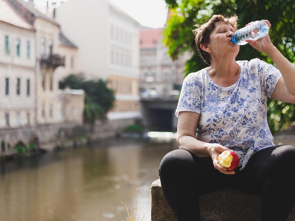 Najlepsza dieta na upały. Te produkty pomogą schłodzić organizm
