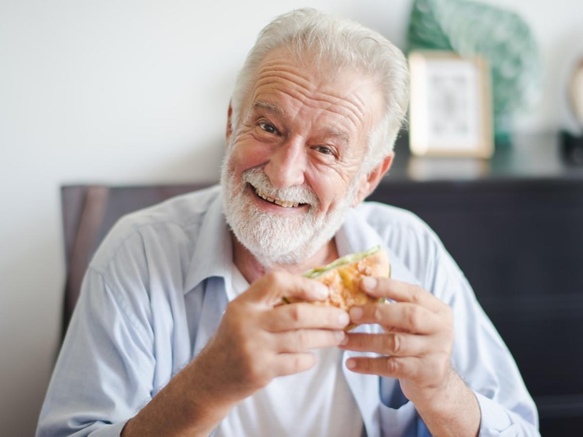 Naukowcy opracowali dietę długowieczności. Nie uwierzycie, jakie produkty trzeba jeść w dużych ilościach