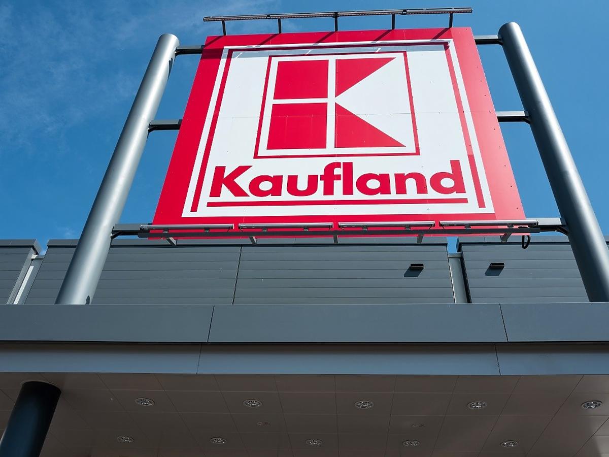 Pracownicy Kauflandu domagają się 600 zł podwyżki. "Będziemy protestować 8 godzin dziennie"