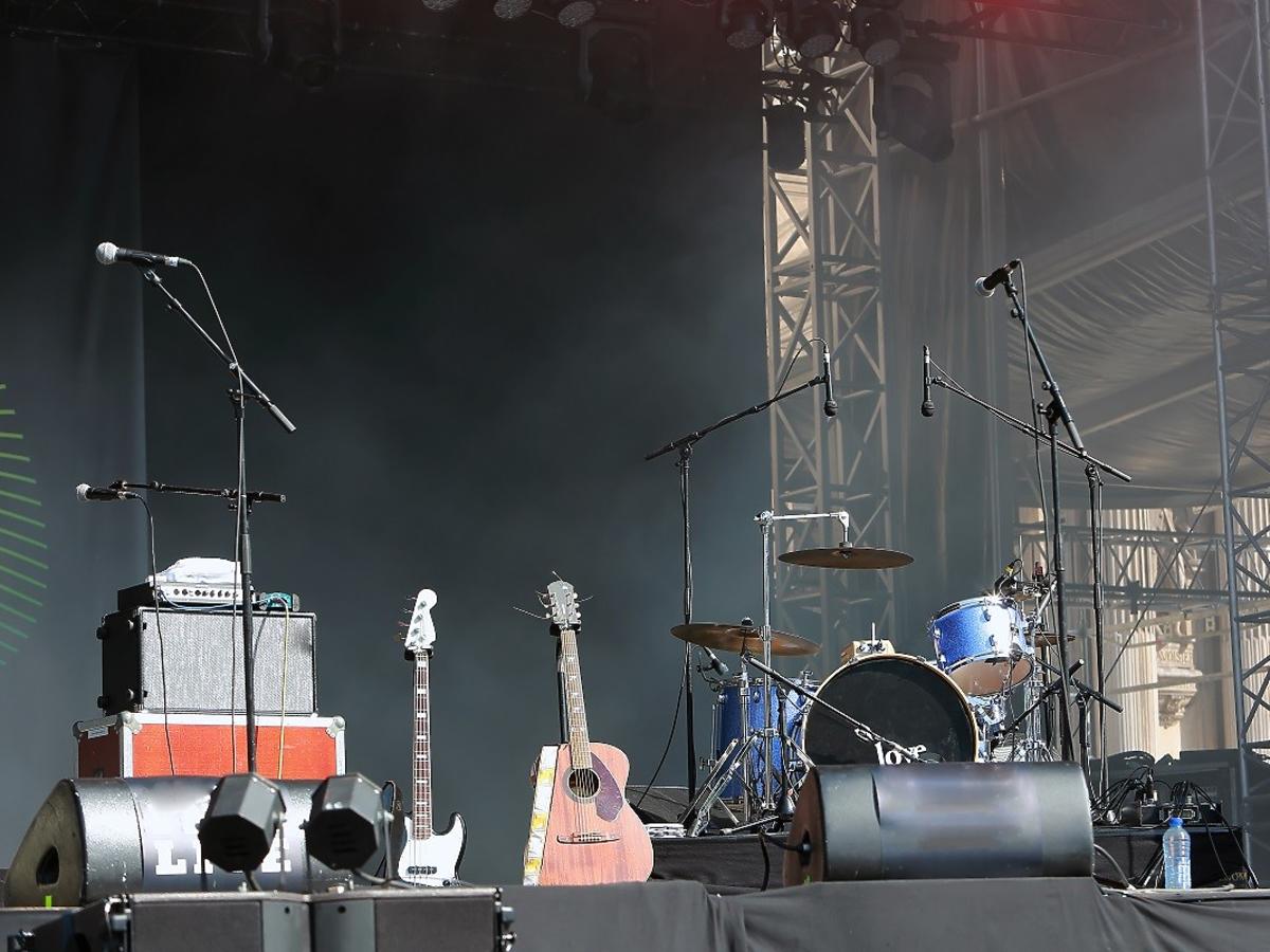 Restauracje i galerie zamknięte a TVP organizuje koncert wielkanocny w Wielki Piątek. Co o tym sądzicie?