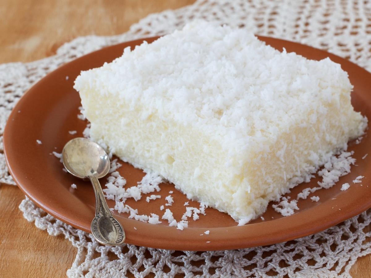 Robiliście kiedyś sernik z… ryżu? W tym przepisie nie znajdziecie ani grama sera
