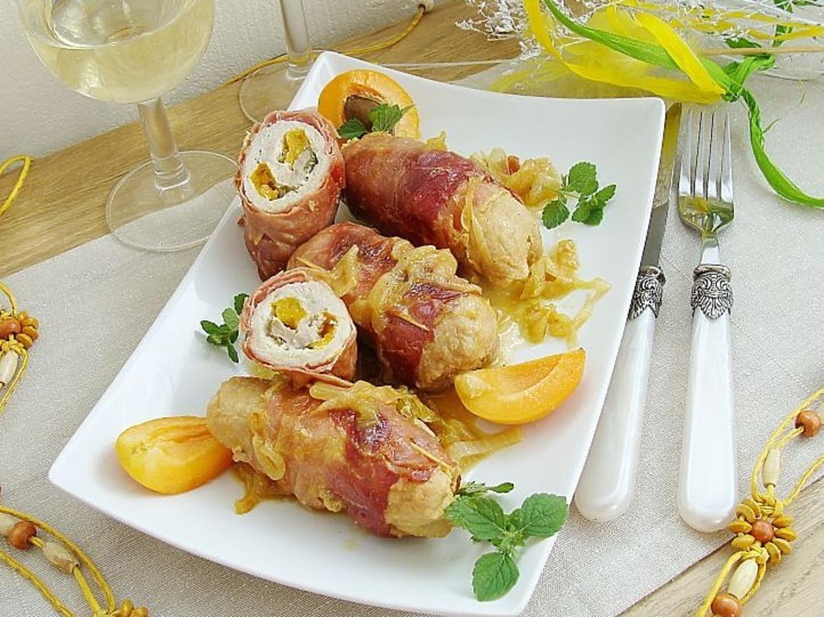 Roladki schabowe z morelą i szynką parmeńską. Doskonale na obiad i na kolację