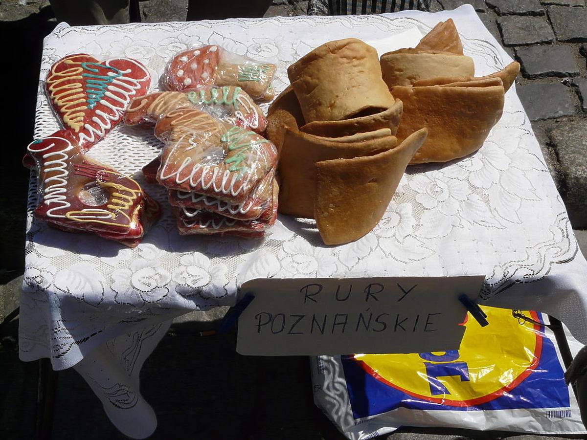 Rury poznańskie jak pańska skórka i miodek turecki. Ten cmentarny przysmak pochodzi z Wielkopolski