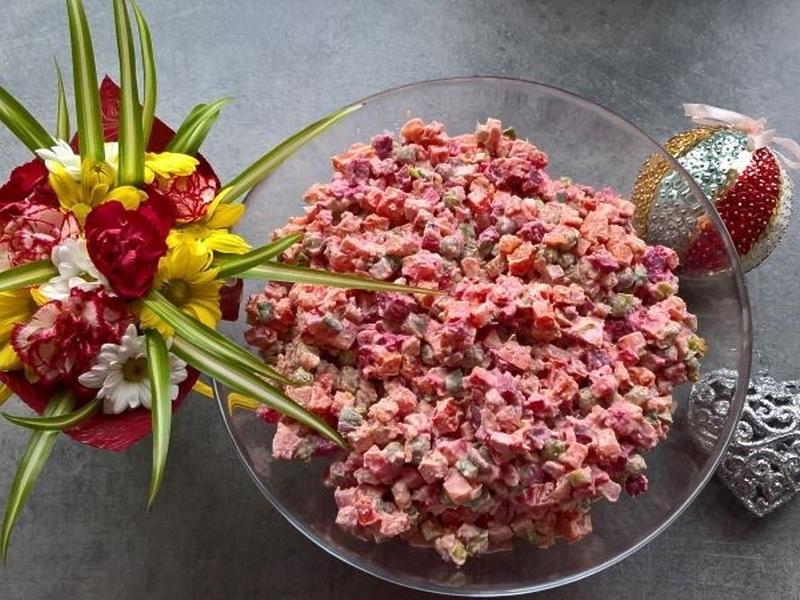 Przepis na pastę jajeczną Magdy Gessler. 1 nietypowy składnik doda jej