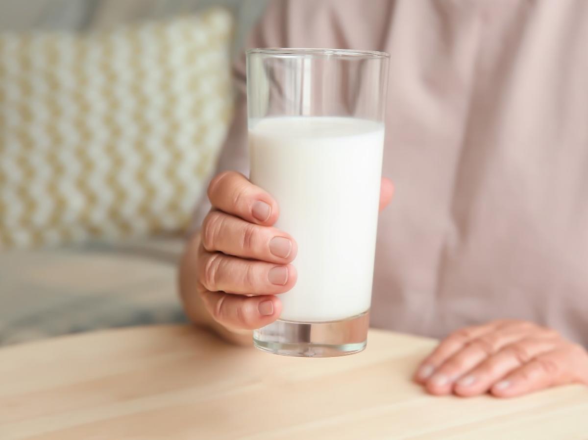 Więzienie za podanie mężowi mleka? 55-latce z Kurowa grozi dożywocie