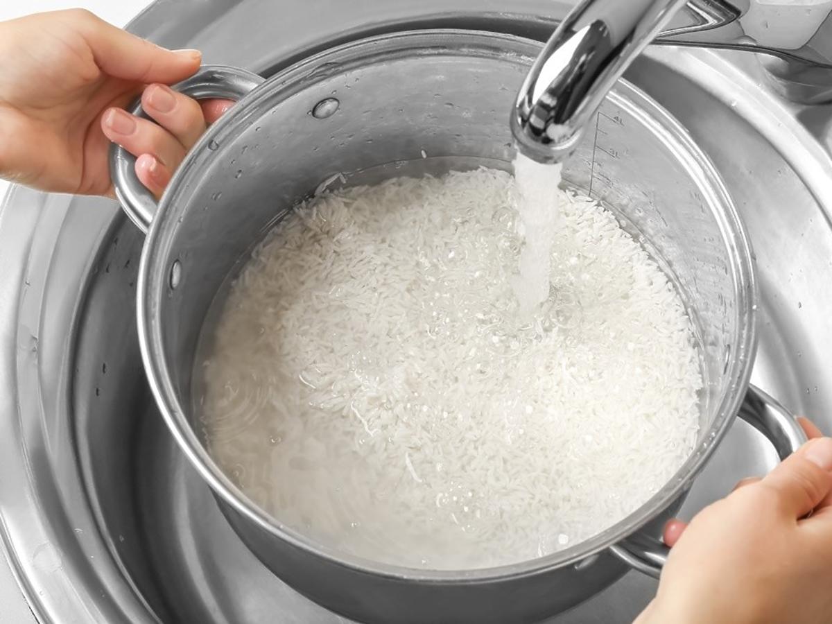 woda z gotowania ryżu