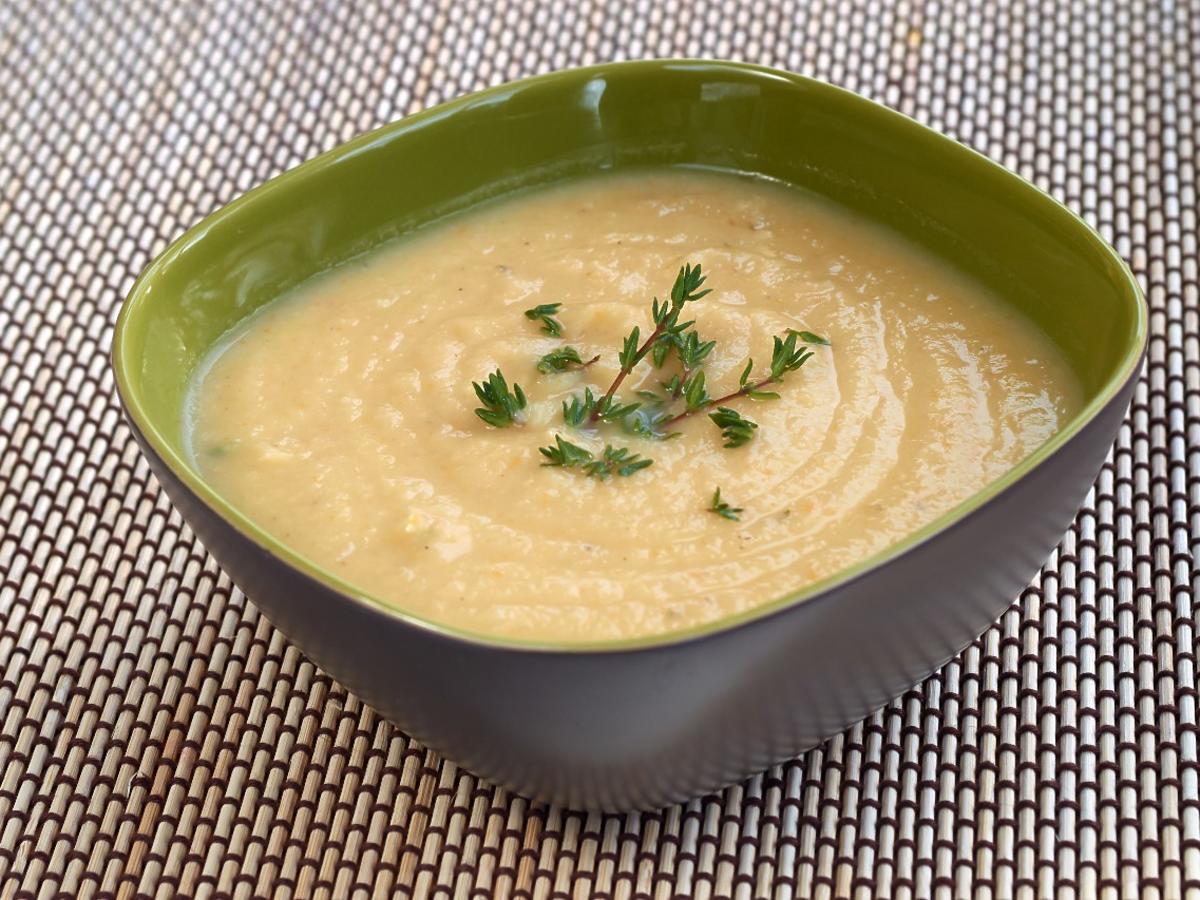 Zupa która chroni przed przeziębieniami. Zrobicie ją z najpopularniejszego polskiego owocu