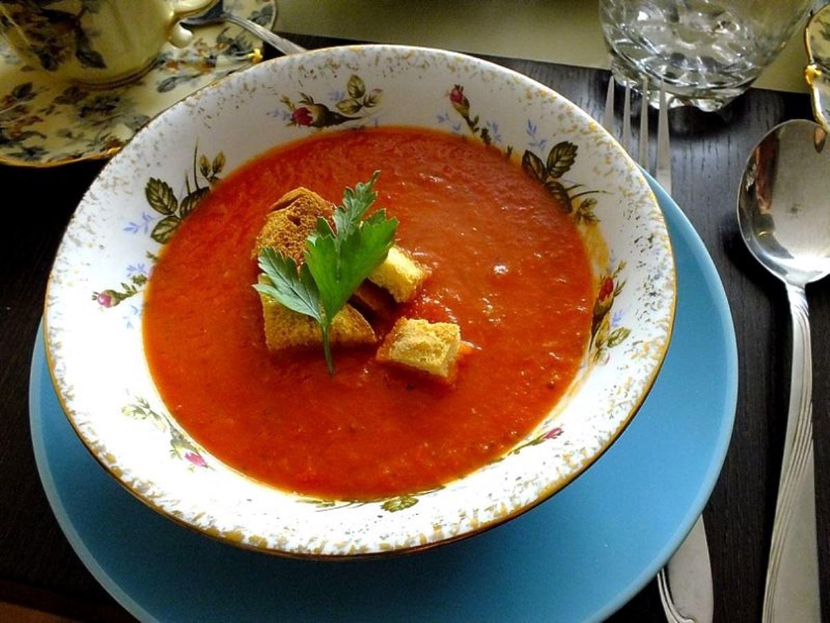 zupa pomidorowa z papryką przepis